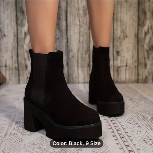 Fall/winter booties - Picture 2 of 2